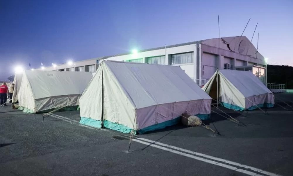 Τις πληγές της συνεχίζει να μετρά η Κρήτη: Εκατοντάδες παραμένουν σε σκηνές – Ανάμεσά τους 45 παιδιά